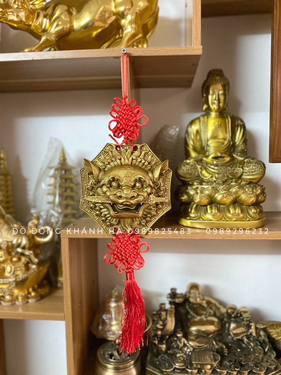 Mặt hổ phù ngậm kiếm phong thuỷ bằng đồng