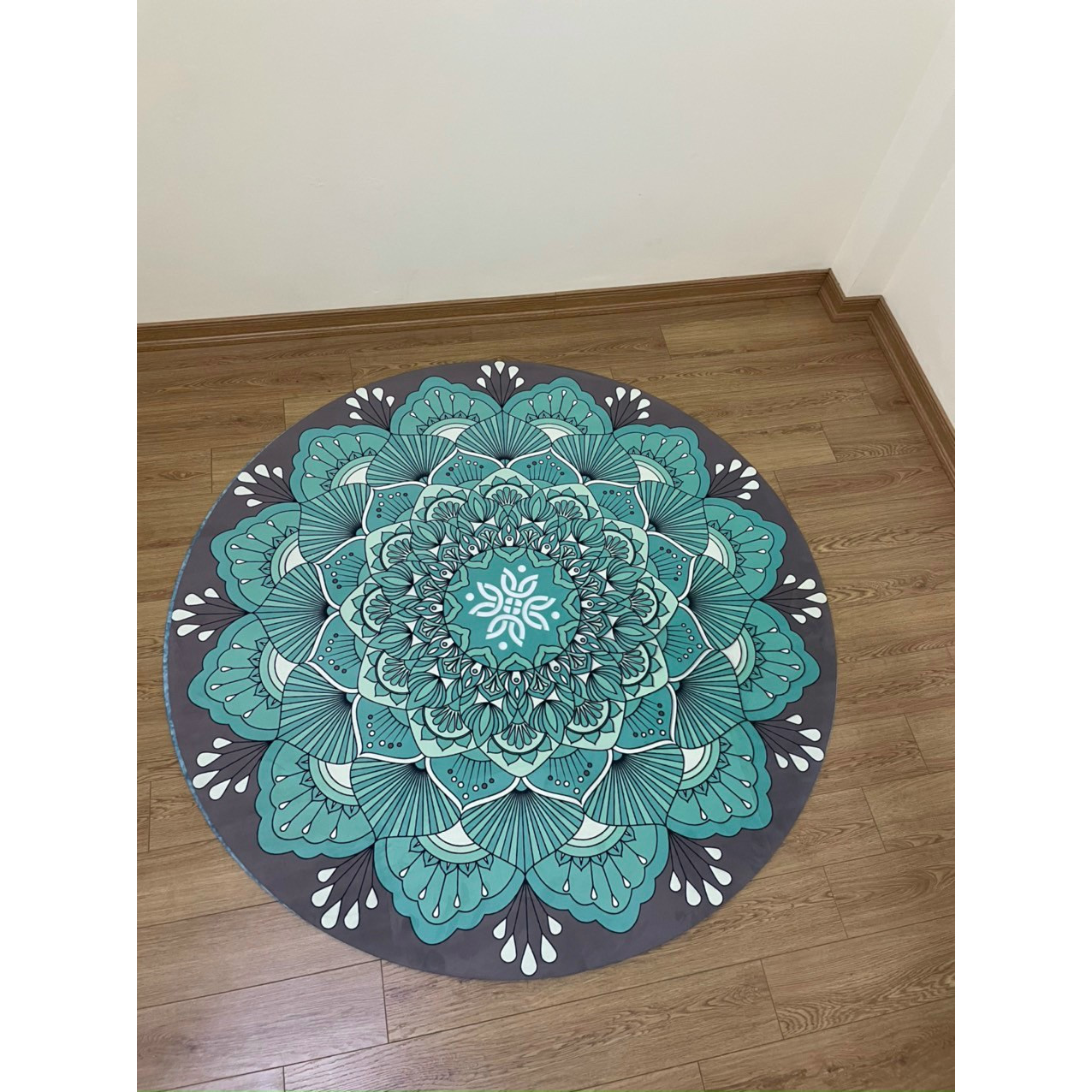 Thảm yoga tròn đường kính 140cm in hoa văn mandala