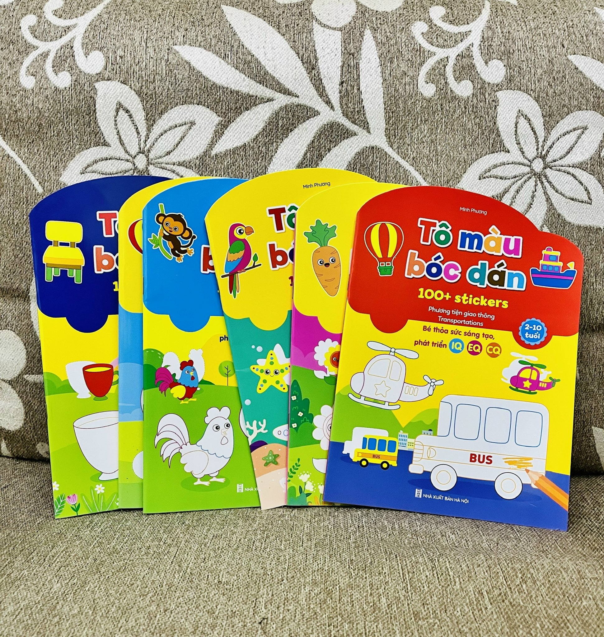 (Bản mới nhất) Bộ 6 cuốn Tô màu bóc dán 100+ stickers (song ngữ Anh – Việt) - Cho bé thỏa sức sáng tạo, phát triển IQ - EQ - CQ