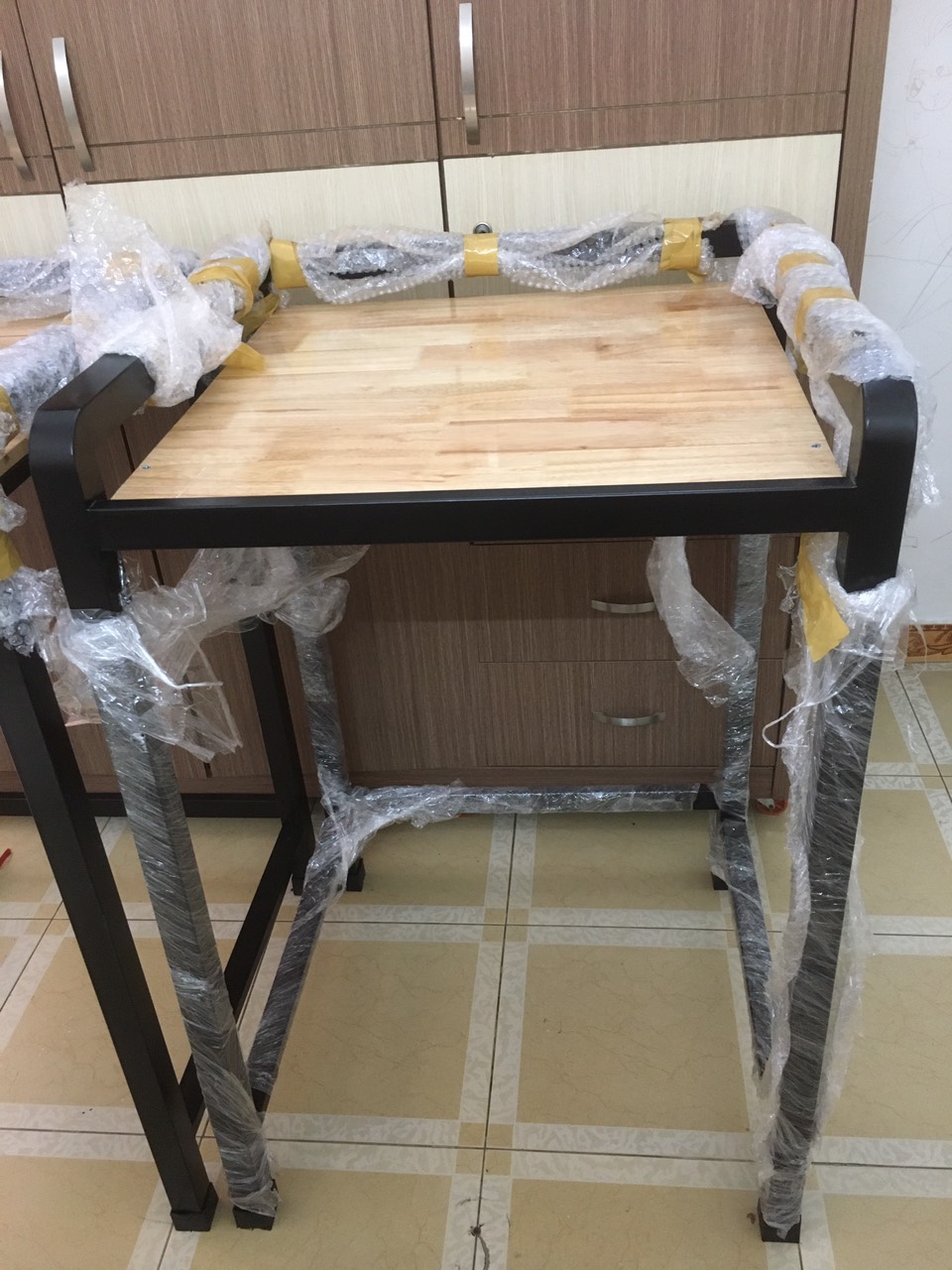 KỆ ĐỂ MÁY SẤY MÁY GIẶT - THÉP SƠN TĨNH ĐIỆN