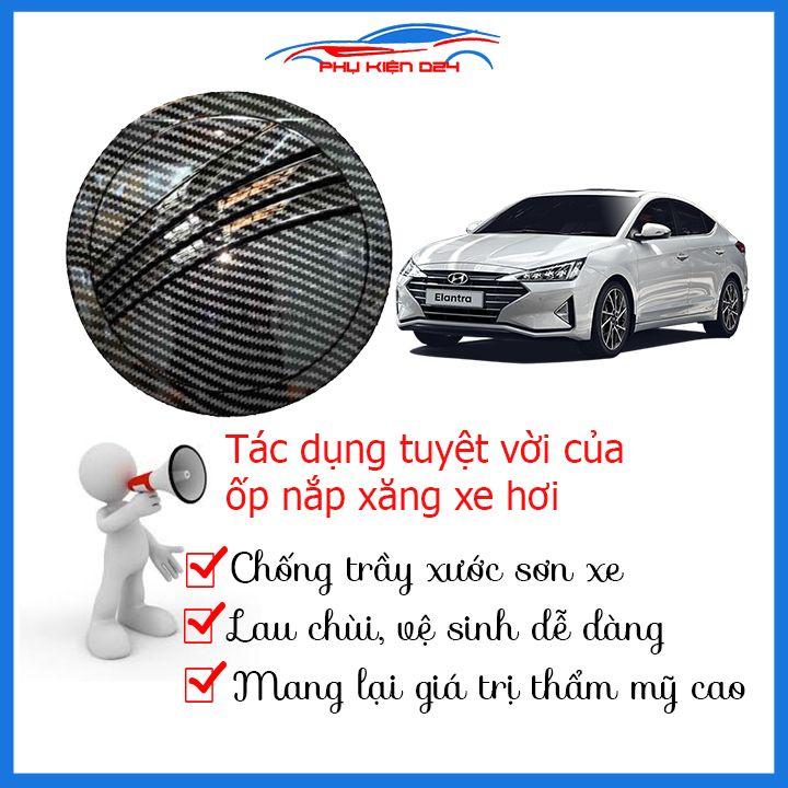 Ốp nắp bình xăng Elantra 2016-2017-2018-2019-2020 vân cacbon chống trầy trang trí ô tô