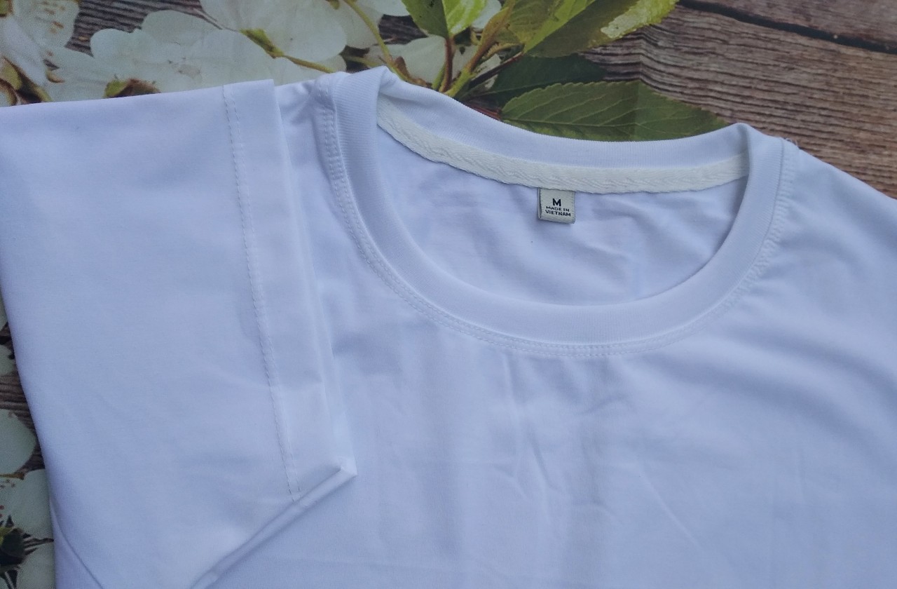 Áo thun basic cổ tròn tay ngắn chất cotton màu trắng trơn