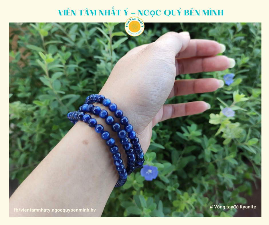 Vòng tay đá Kyanite tự nhiên hợp mệnh Thủy, mệnh Mộc