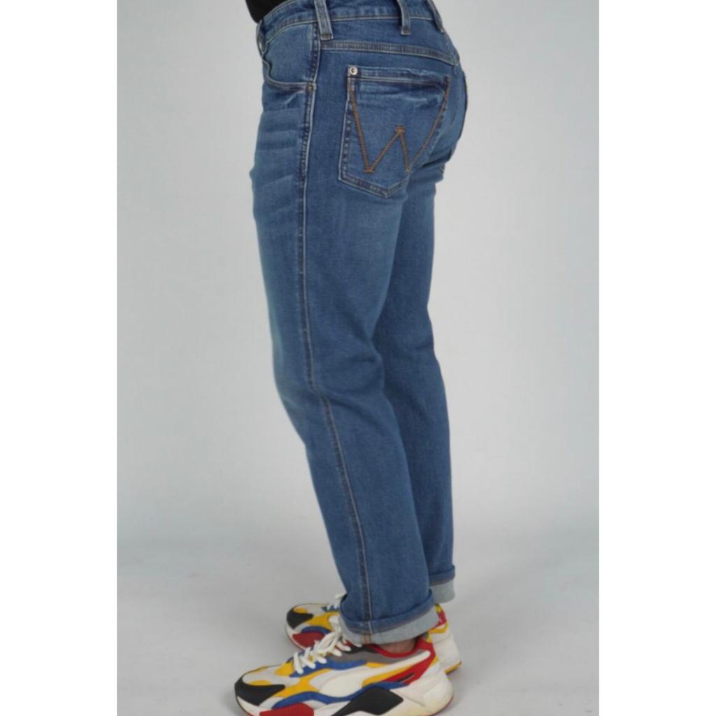 Quần Jean slim straight NAM Q9, Quần bò Nam Ôm Đứng, Chất vải co giãn Cao Cấp, Lịch Sự - thương hiệu Samma Jeans.