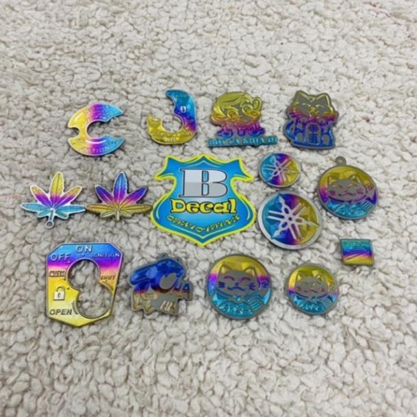 Sticker logo titan siêu rẻ đẹp