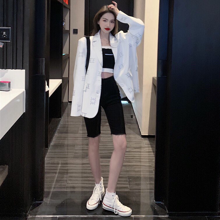 Áo khoác Blazer nữ dáng rộng màu trắng phản quang thời trang Hàn Quốc