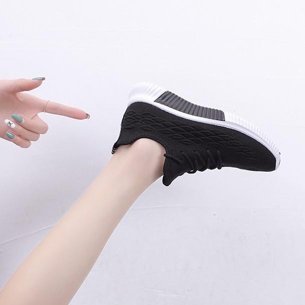 Giày Thể Thao Nữ , Giày Sneaker Nữ ZM16 Thiết Kế Độc Đáo Màu Đen Trắng Dệt Kim Cao Cấp Êm Chân Thoáng Khí