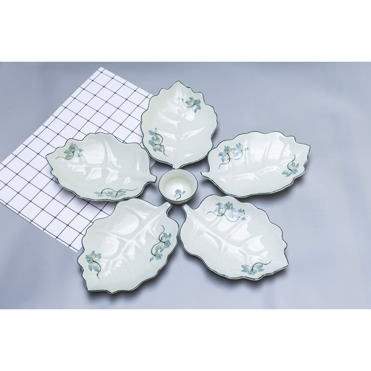 Set 5 đĩa lá siêu xinh Bát Tràng