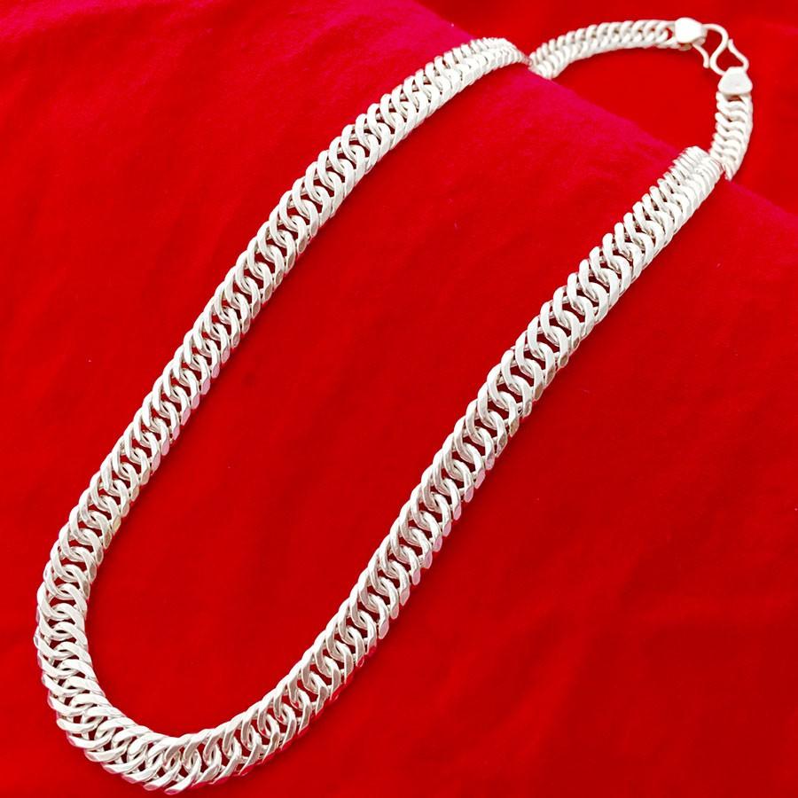 Dây chuyền bạc nam Bạc Quang Thản thiết kế kiểu dây bản dẹt độ dài 50cm, trọng lượng có nhiều lựa chọn chất liệu bạc ta.