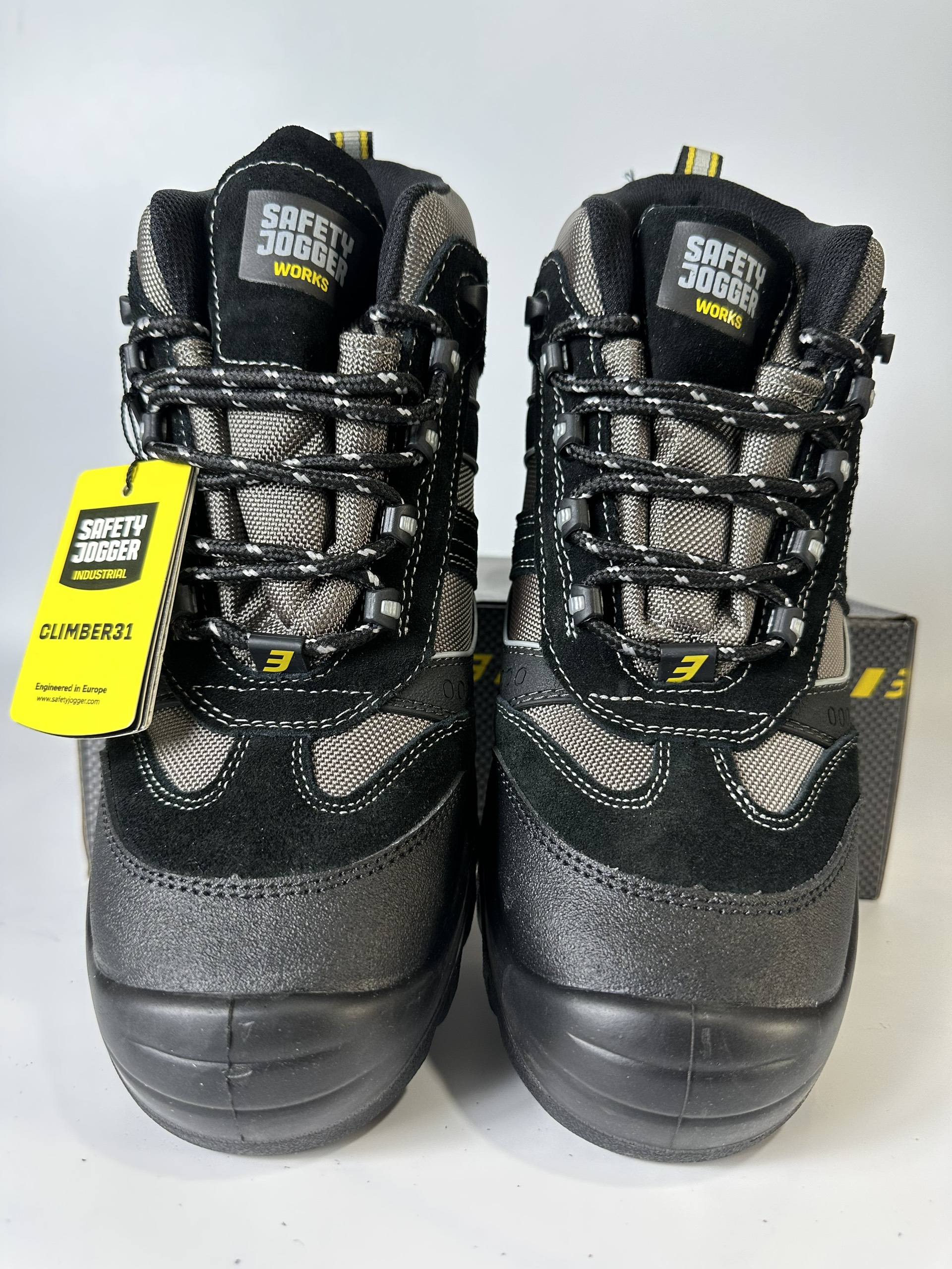 Giày Bảo Hộ Lao Động Climber31 S3 Da Cao Cấp chống đinh Chống Trơn Trượt, Chống Va Đập, Chống Tĩnh Điện trong Công Trình Xây Dựng