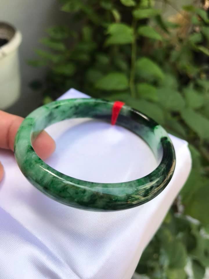 VÒNG ĐÁ CẨM THẠCH HẸ SƠN THỦY LIỀN KHỐI NI 52 100% THIÊN NHIÊN MÀU XANH SƠN THỦY VÂN ĐẬM NHẠT NỮ 50KG - 60KG ĐEO ĐẸP TAY Ạ