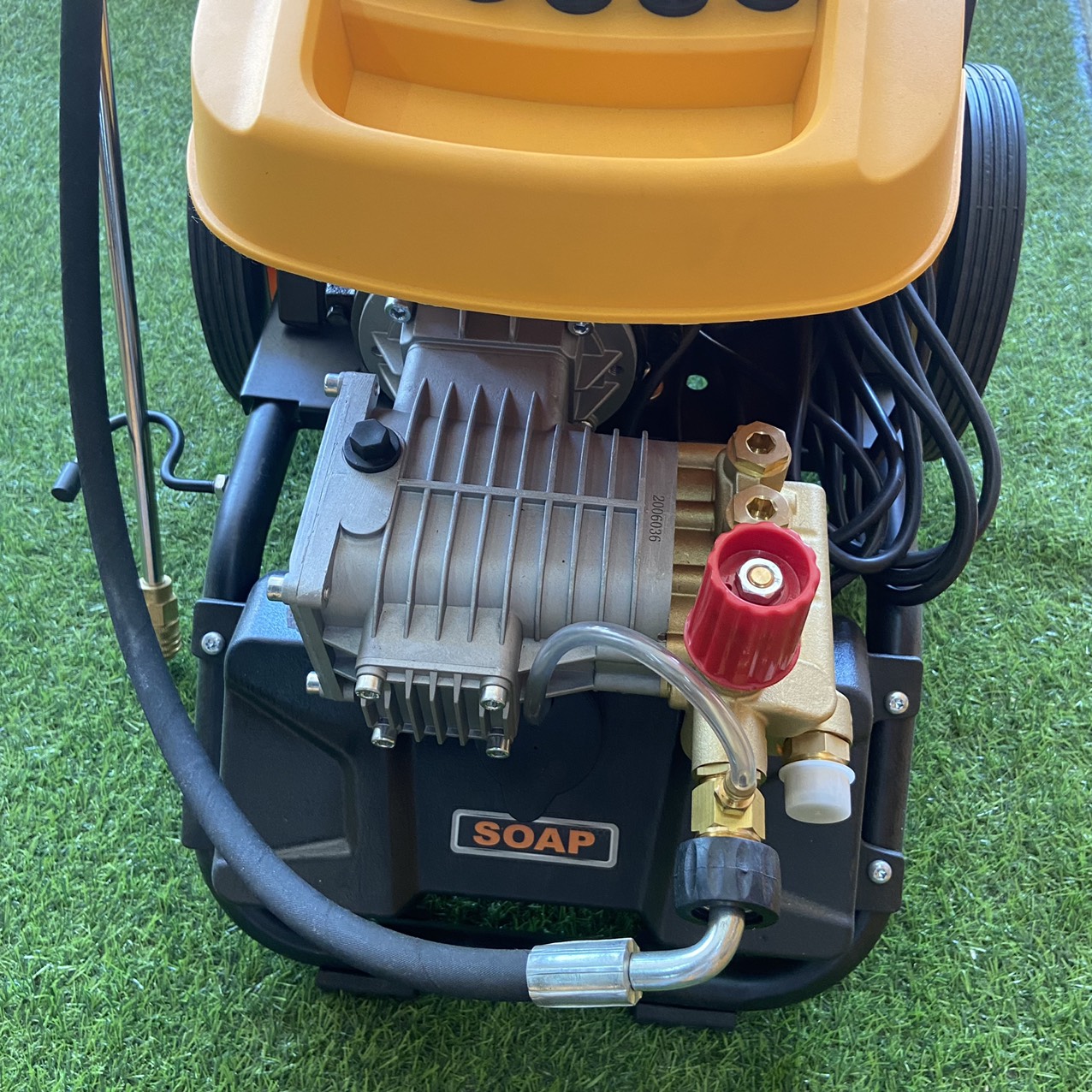 Máy xịt rửa áp cao HPWR30008 hiệu INGCO