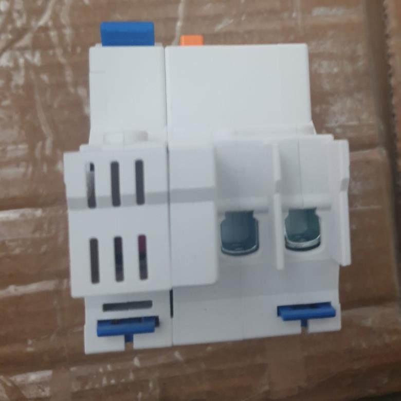 Cầu dao, Aptomat chống giật, chống dò đện 220V 63A 1P+N