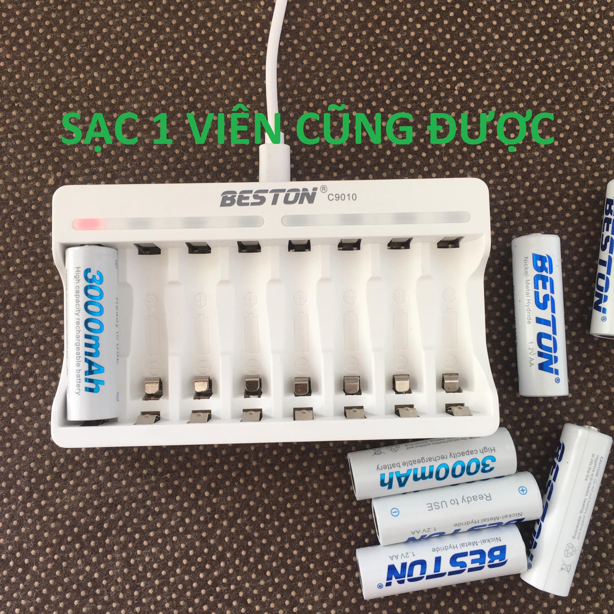 Bộ Sạc Pin Beston C9010, Sạc cùng lúc 8 Pin AA/AAA hoặc độc lập từng pin, sạc nhanh tự ngắt khi đầy, Led báo trạng thái sạc