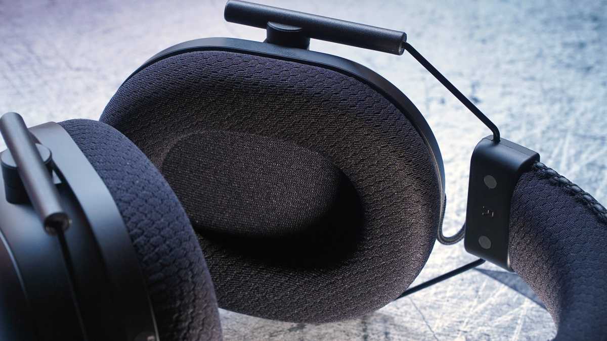 Tai nghe Razer BlackShark V2 Pro