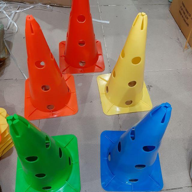 Chóp vận động thể dục thể thao.vượt chướng ngại vật
