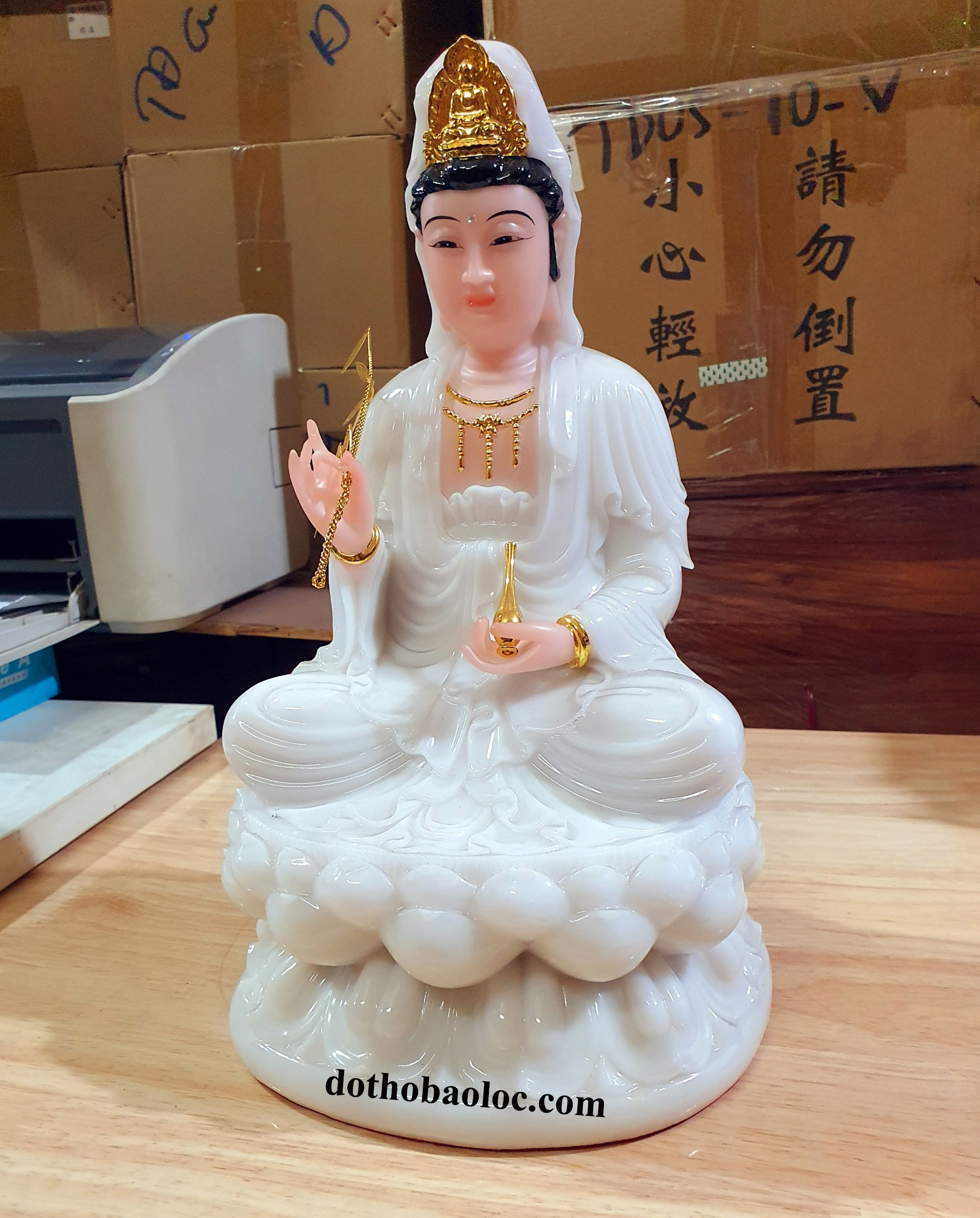 Tượng Phật Quan Âm bằng đá nhập khẩu từ Đài Loan 14inch