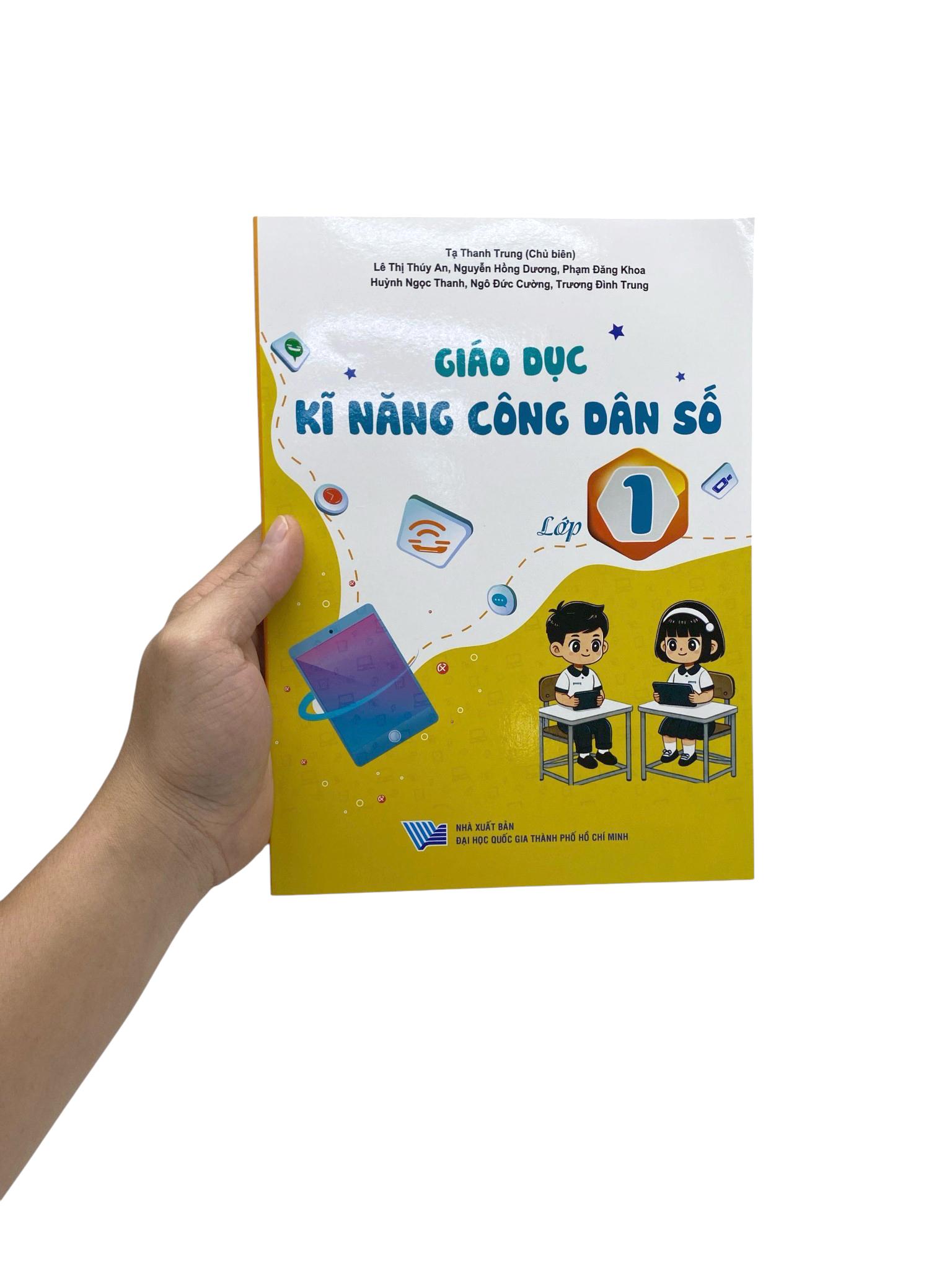 Sách - Giáo Dục Kĩ Năng Công Dân Số - Lớp 1