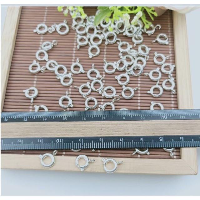Móc càng cua tròn 4-5mm màu bạc sáng