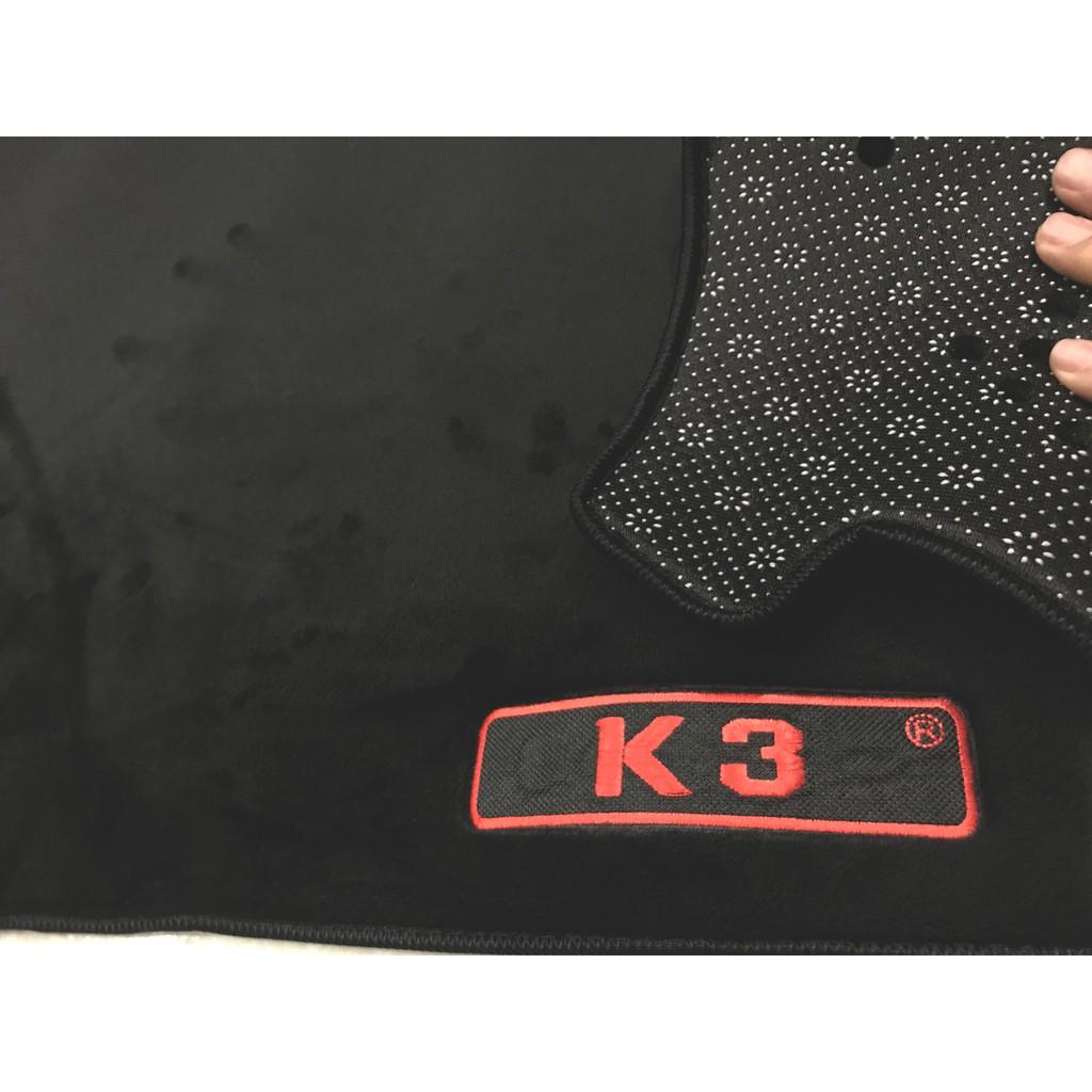 Thảm chống nóng taplo Kia Rondo