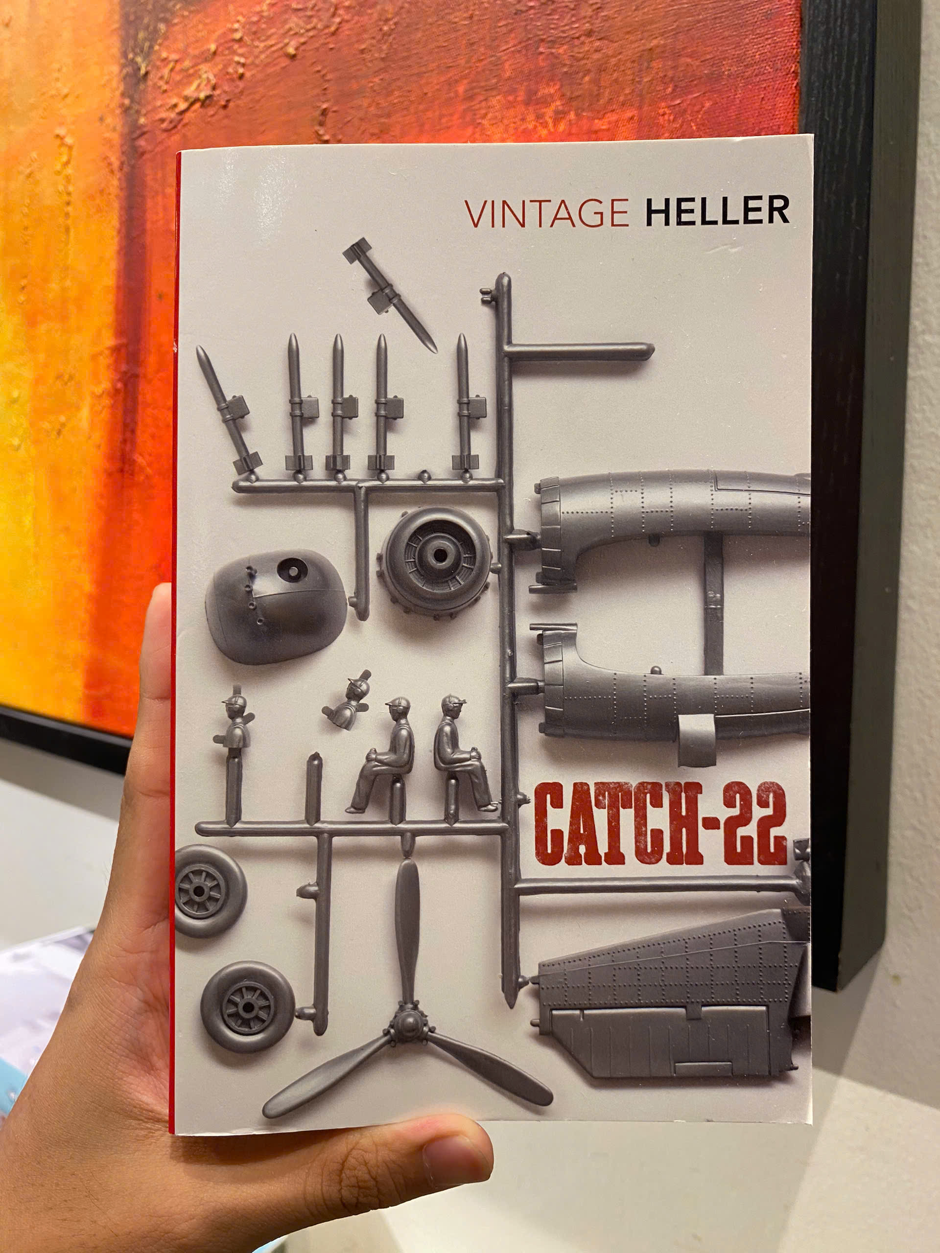 Sách - Catch-22 by Joseph Heller/English Poetry, Drama &amp; Criticism/Sách ngoại văn chính hãng