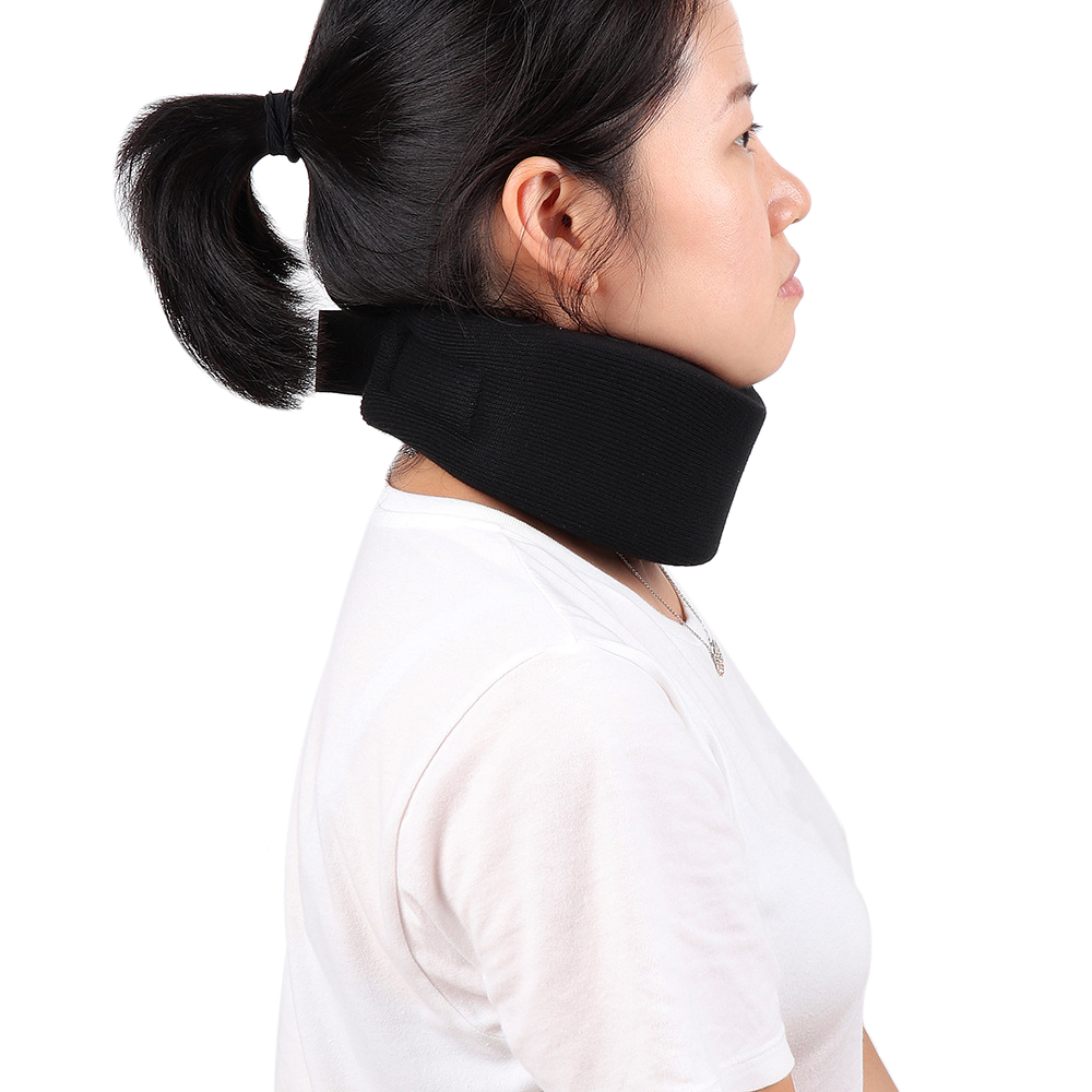 Nẹp cổ bằng bọt biển giúp phục hồi giảm đau cổ