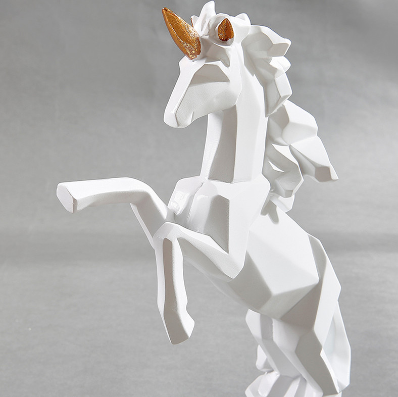 TƯỢNG B&W UNICORNS