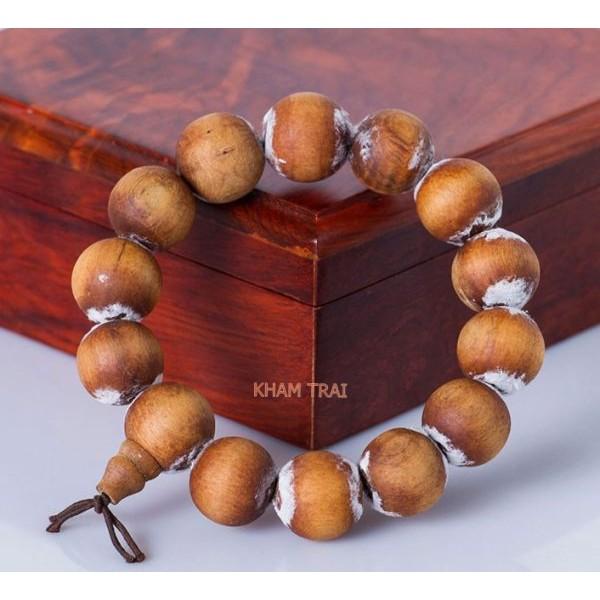 Vòng tay hoàng đàn tuyết lạng sơn chuẩn mùi thơm đẳng cấp, đem lại may mắn cho người sở hữu