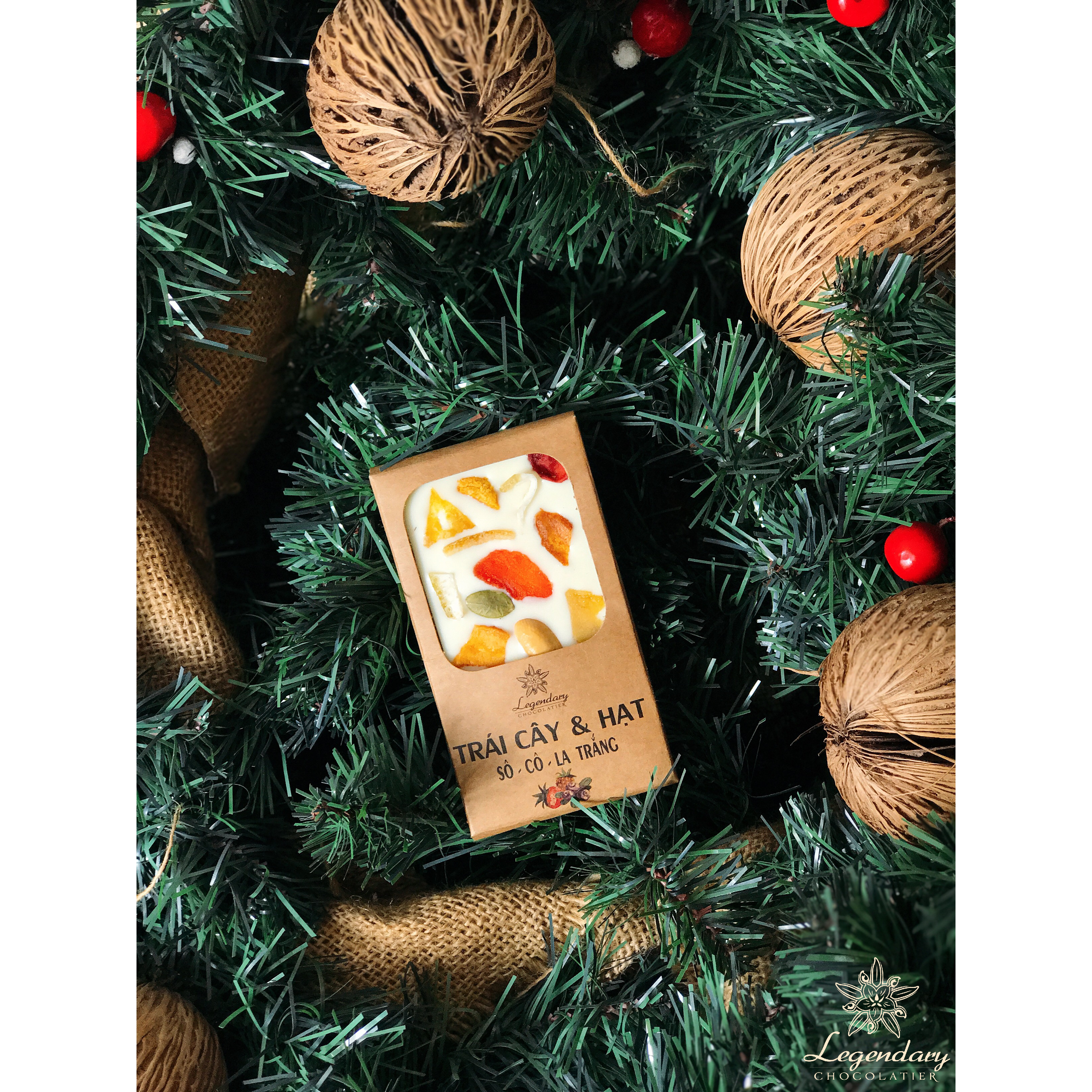 Socola Legendary trắng, Thanh Hạt và Trái Cây