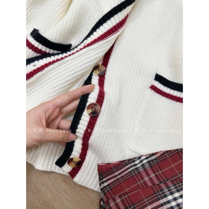 Set 3ct viền đỏ M.iuu: áo len 2s + cardigan + chân váy ly kẻ Tro QC BY JOLIE