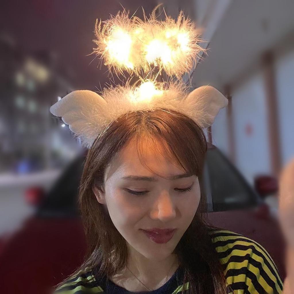 Băng đô PHÁT SÁNG cài tóc trang trí sừng tuần lộc có đèn LED vàng ấm áp hồng