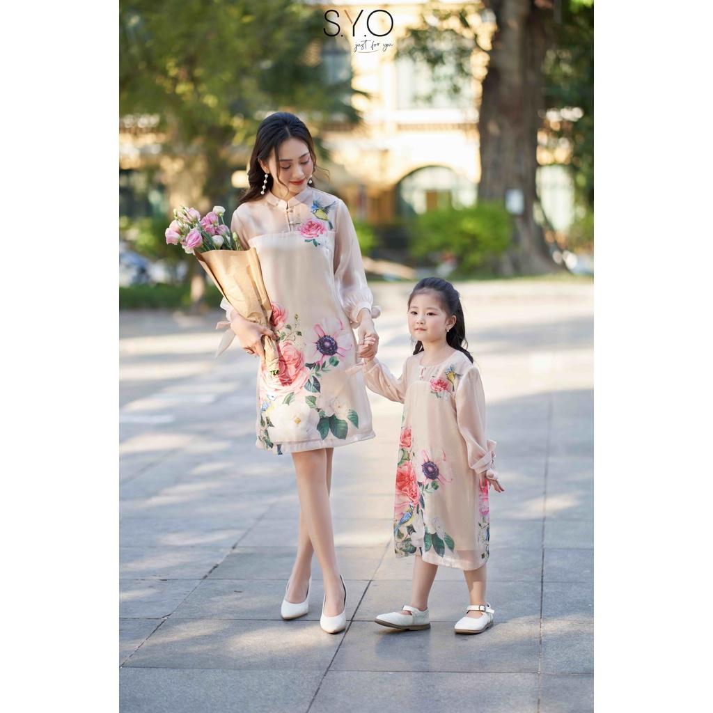 Đầm kid cổ tàu tay bồng in hình hoa hồng ohara màu be SYO A5009