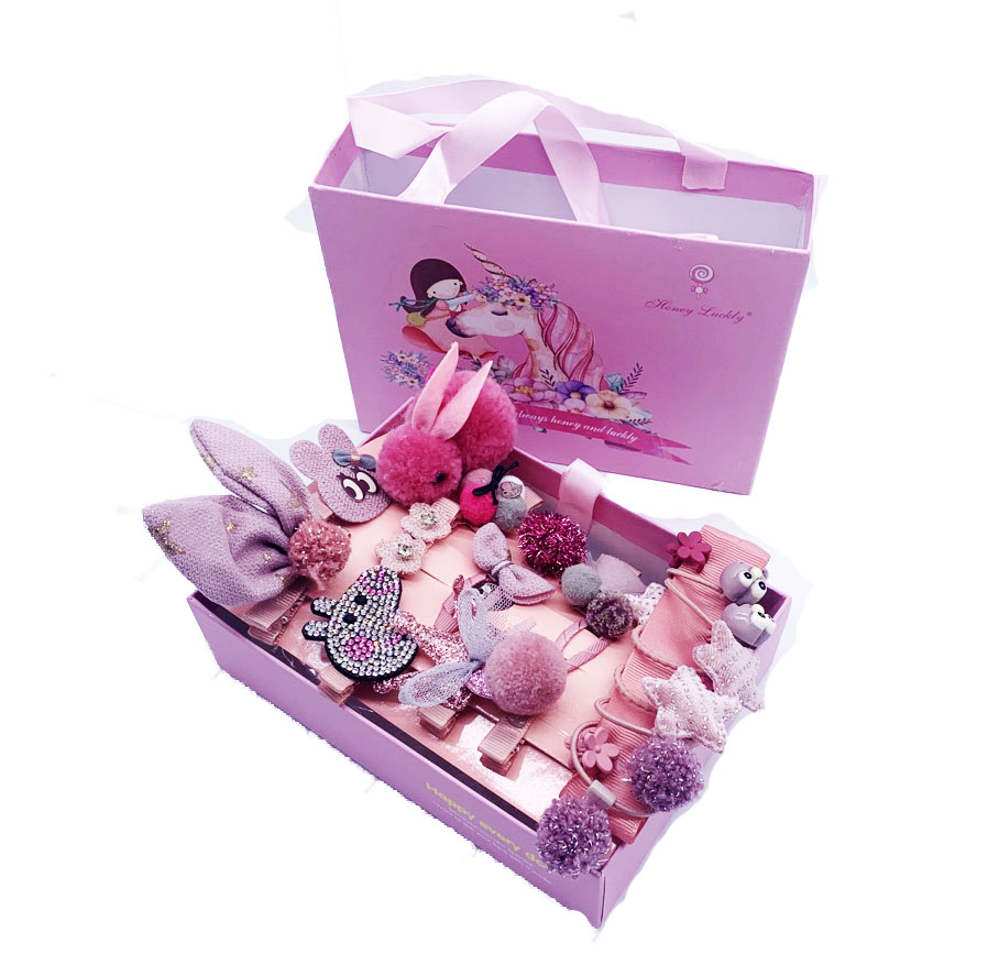Hộp kẹp tóc 24 chi tiết: nhiều tông hồng; hình chú thỏ con, heo peppa, hoa, nơ... Kẹp tóc có túi quai sách kèm theo, siêu xinh cho bé gái từ 2-10 tuổi.