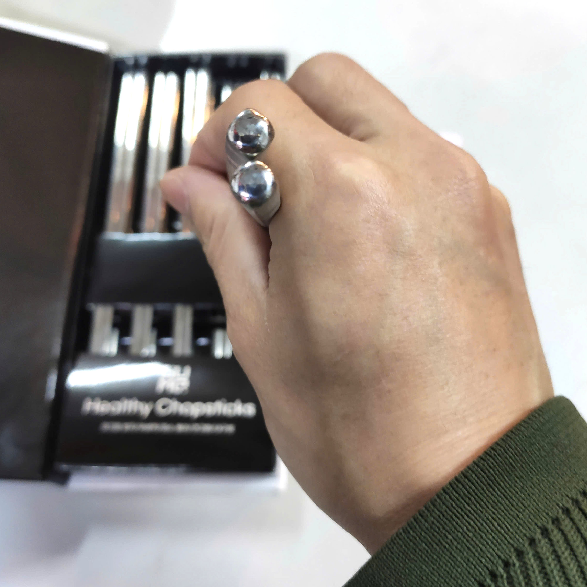 Bộ 10 đôi đũa ăn inox 316 hoa văn chống trơn trượt Gu Me Hàn Quốc GM-D1882 - An Toàn Cho Sức Khỏe