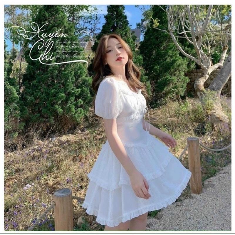 ĐẦM DÁNG XÒE Đầm trắng tầng viền bèo