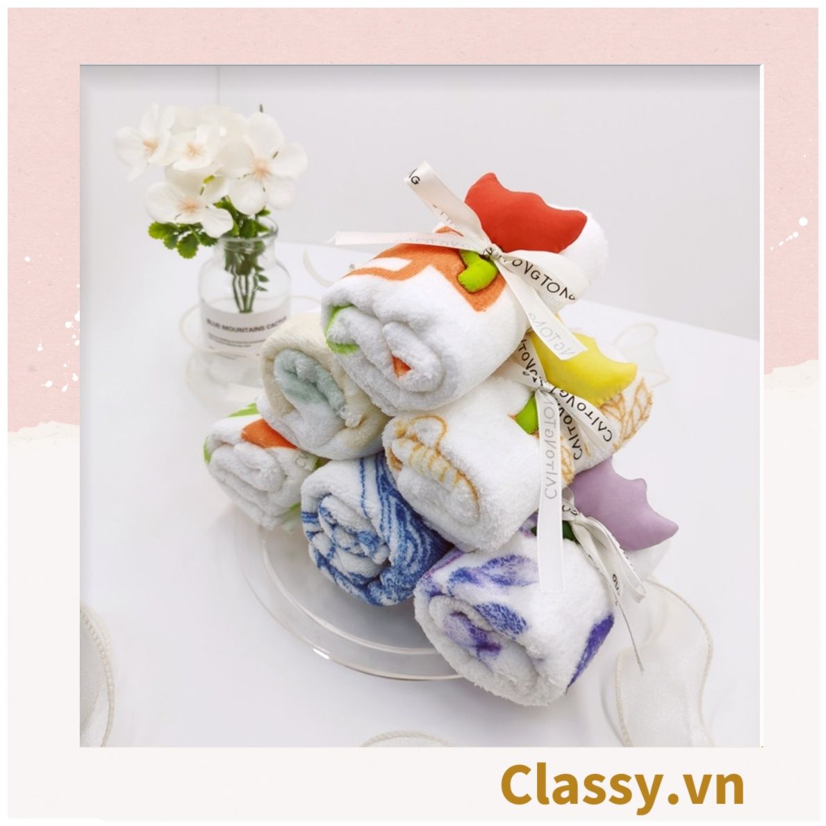 Khăn tắm nhỏ 30 X 60 CM Xếp Thành gắn hoa tulip kèm ruy băng Q1771