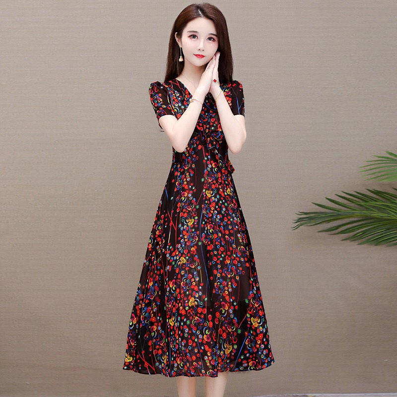 ĐẦM XOÈ HOA NHÍ PHỐI BÈO