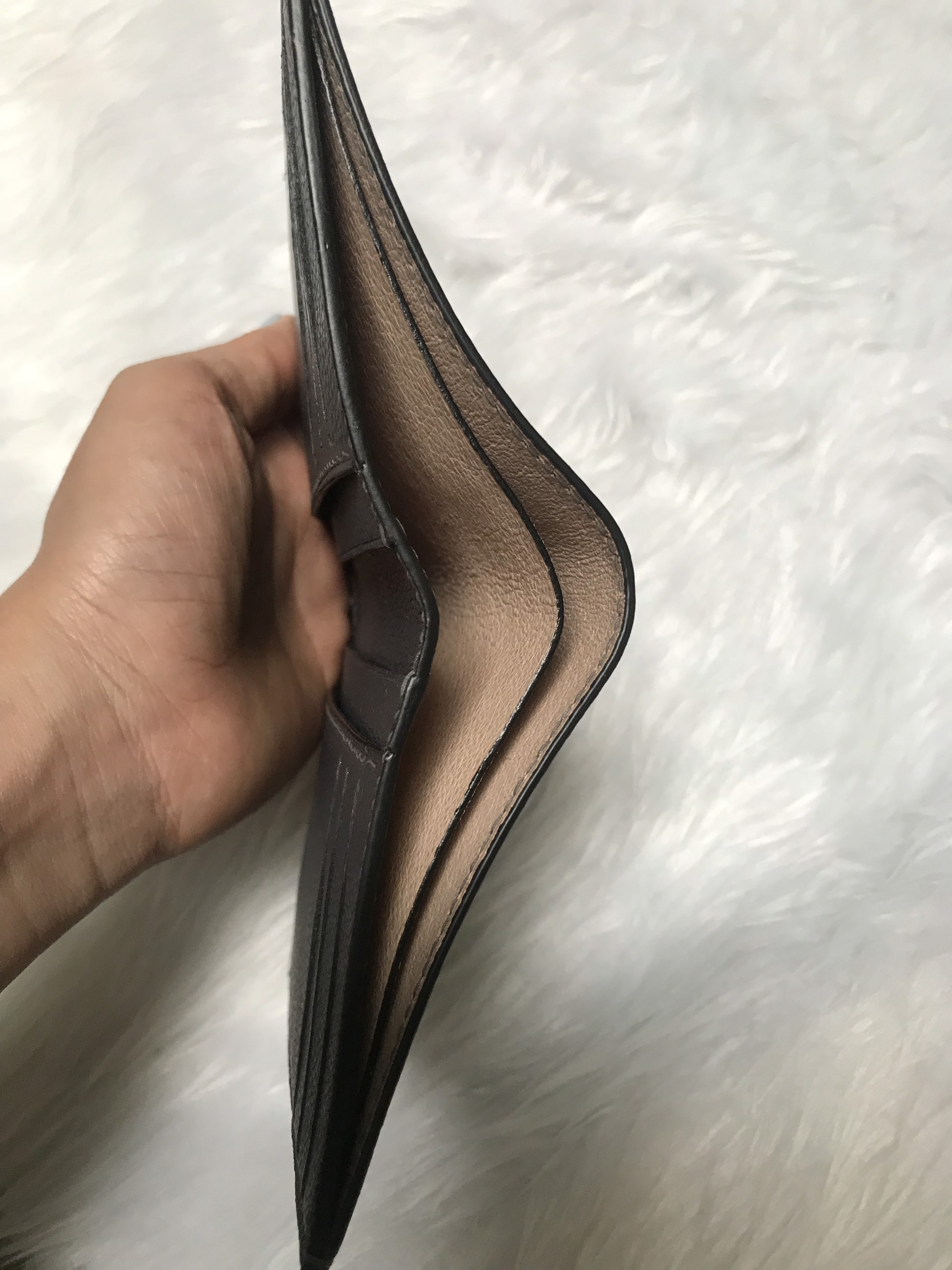 VÍ DA BÒ HANDMADE HÀNG CAO CẤP