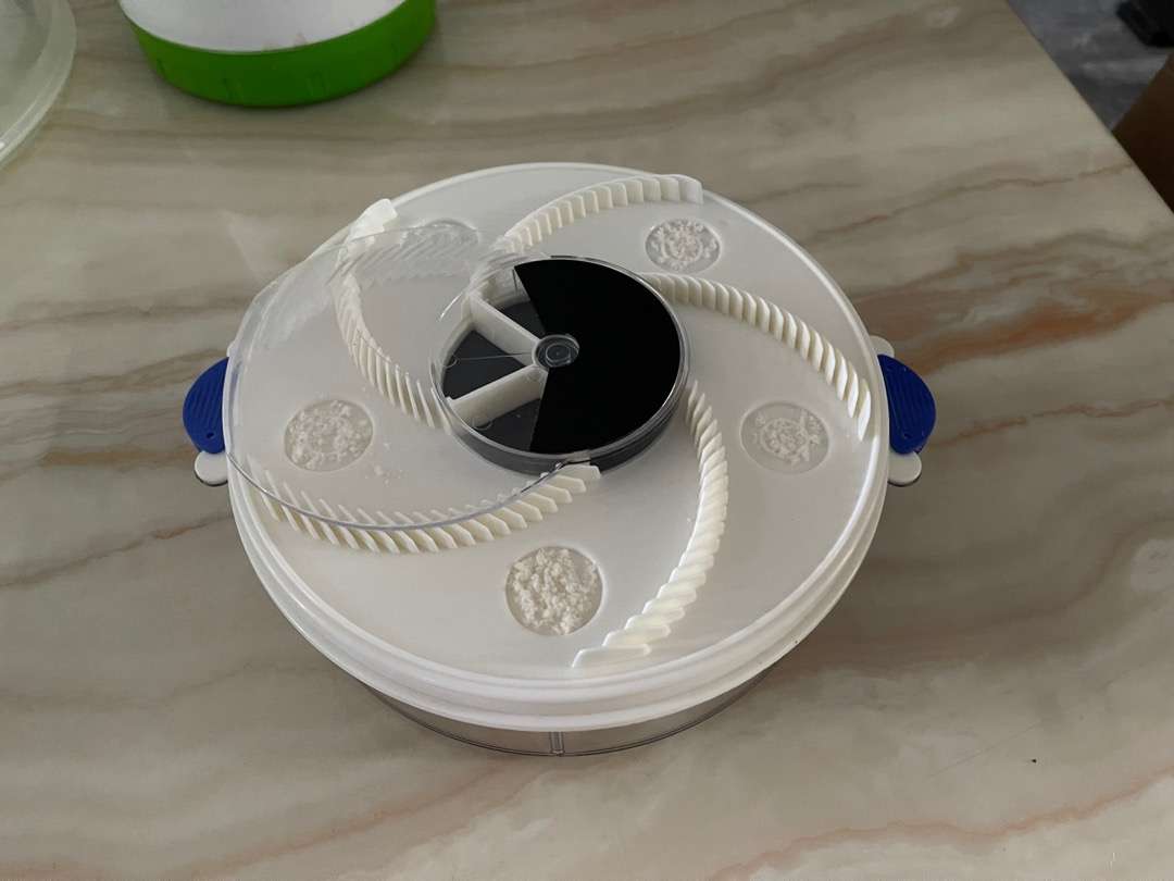 Máy bẫy bắt ruồi thông minh tự động