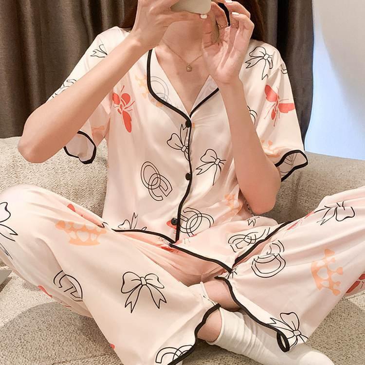 Pijama- Đồ Bộ Ngủ Áo Ngắn Quần Dài Vải Lụa Viền Đen Họa Tiết CDLP04