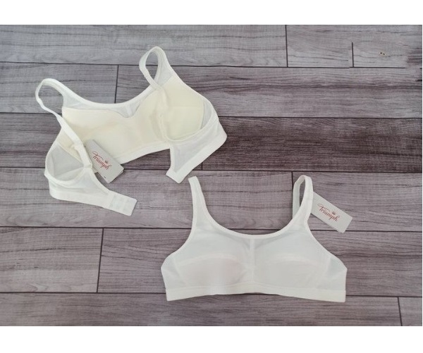 Áo Ngực Nữ Sinh Triumph T-shirt Bra 421 - Trắng