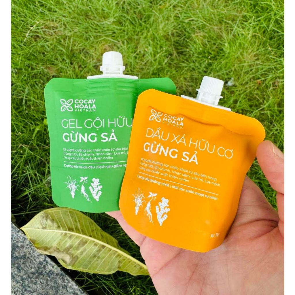 Dầu Gội Xả Hữu Cơ Gừng Sả COCAYHOALA VIETNAM - Ngăn dầu bết tóc và giảm gàu ngứa 30gr