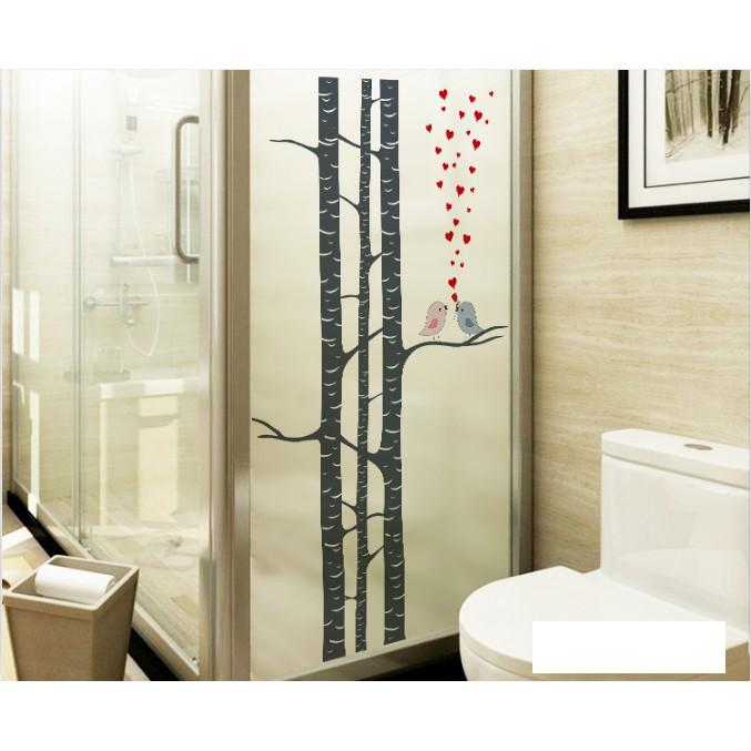Decal Dán Kính Cao Cấp - Thân Cây Lớn và Đôi Chim Tình Yêu