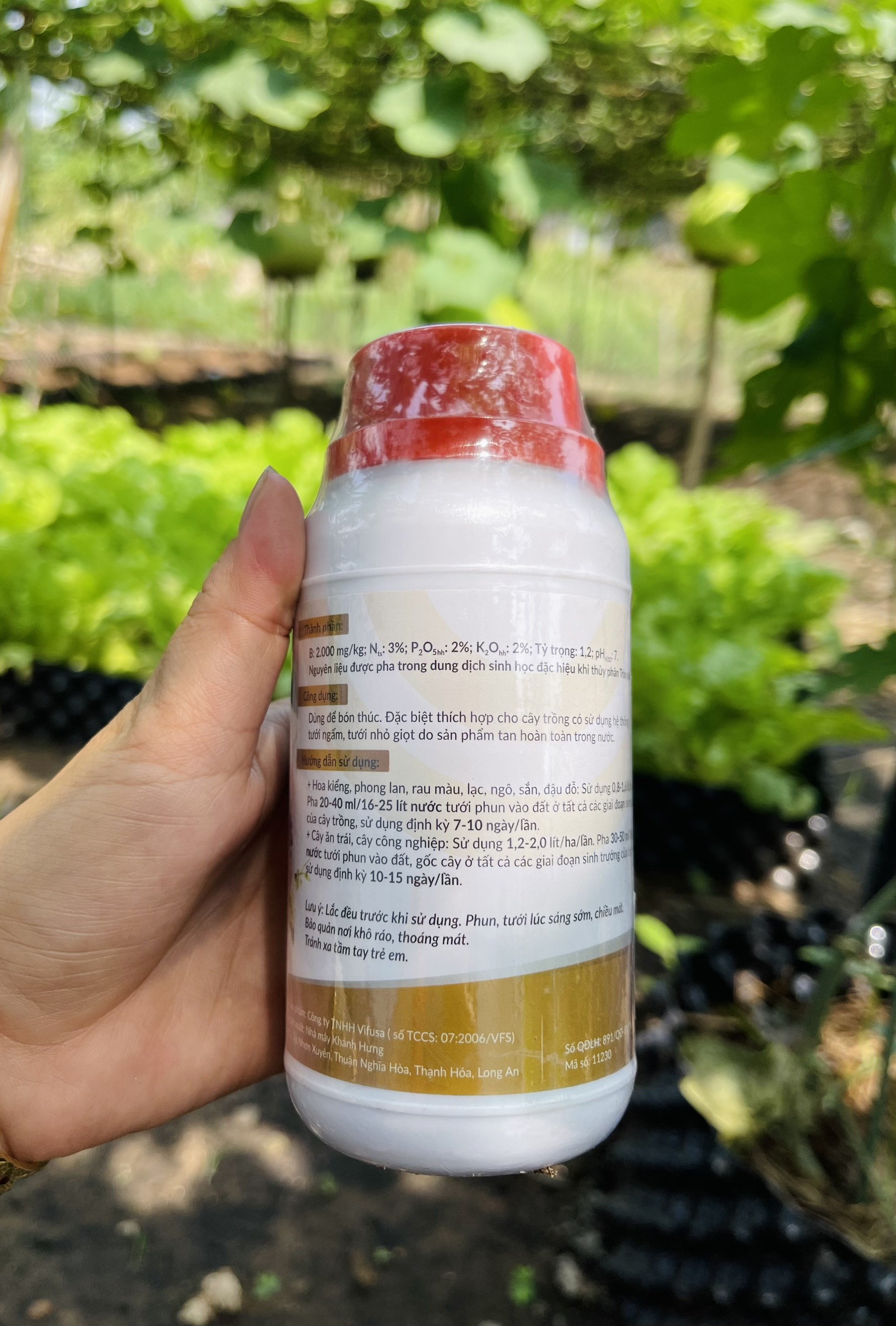 Phân bón vi lượng trùn quế 250ml