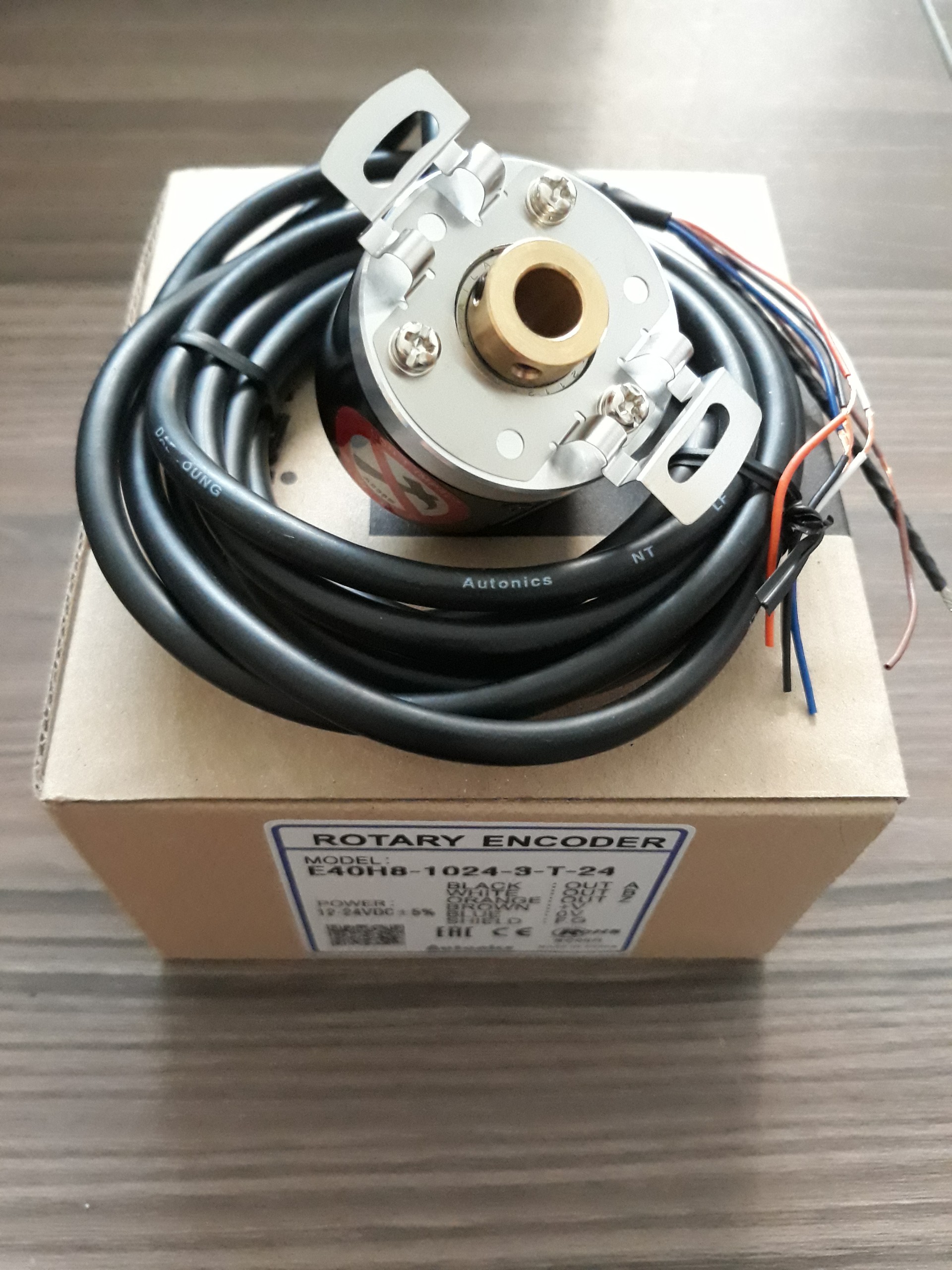 ENCODER AUTONICS E40H8-1024-3-T-24