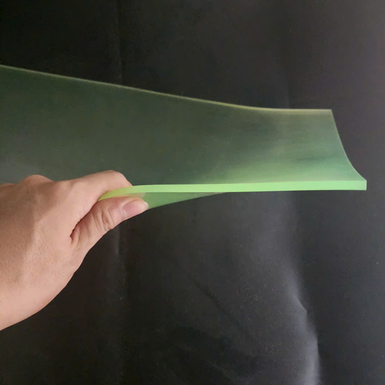 Tấm nhựa PU, Bảng PU đàn hồi hấp thụ lực chịu dầu