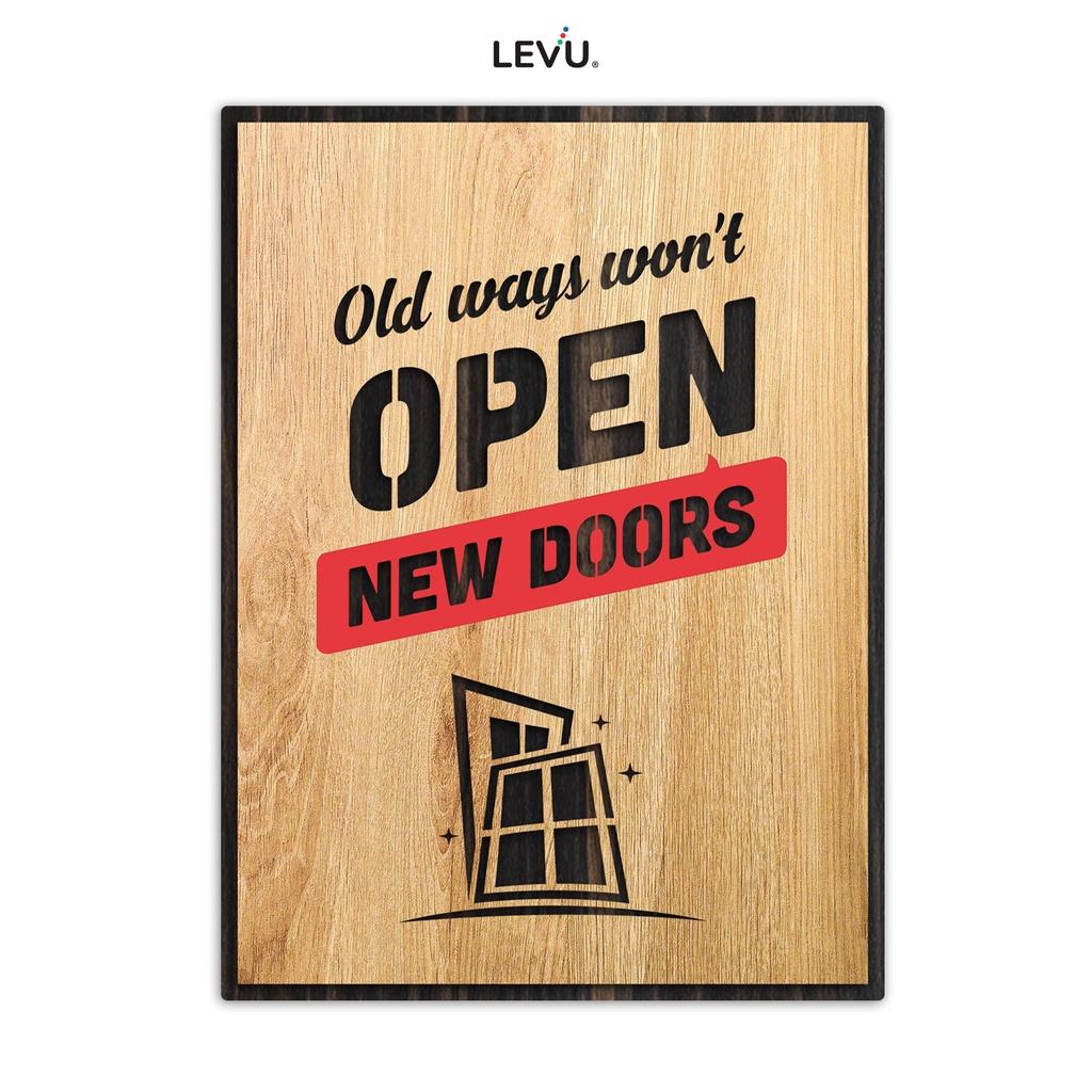 Tranh văn phòng tiếng Anh LEVU EN05 “Old ways won’t open new doors”
