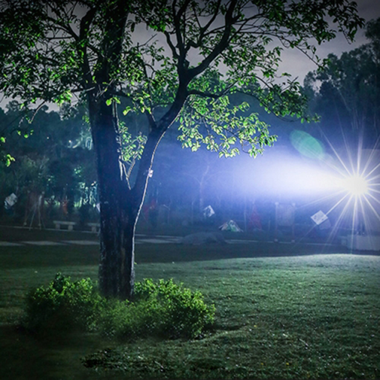 Đèn pin cầm tay đi thám hiểm, du lịch siêu sáng XHP70 cao cấp