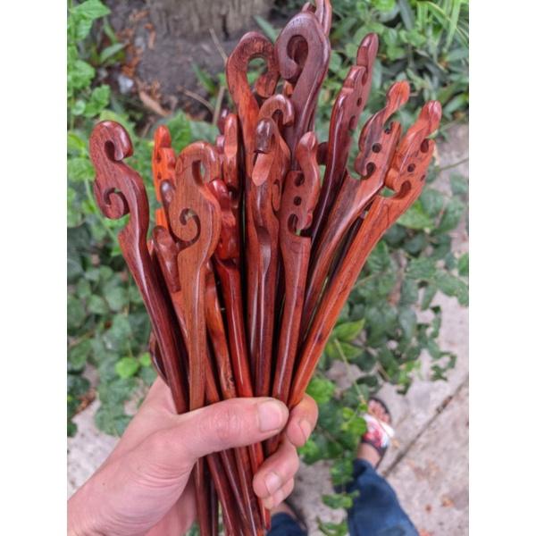 Cây châm cài tóc 3 mẫu bằng gỗ cẩm lai