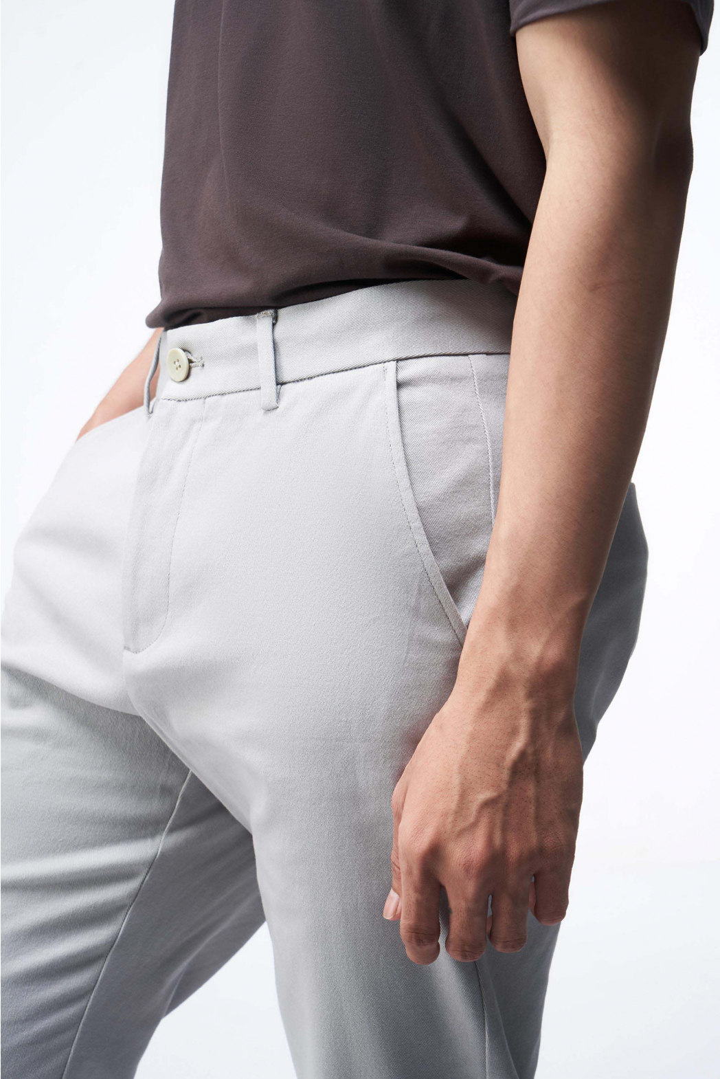 QUẦN KAKI NAM ROUTINE màu XÁM form slim crop chất vải kaki cotton cao cấp có độ co giãn nhẹ - 10F21PCA002CR1 | LASTORE MENSWEAR